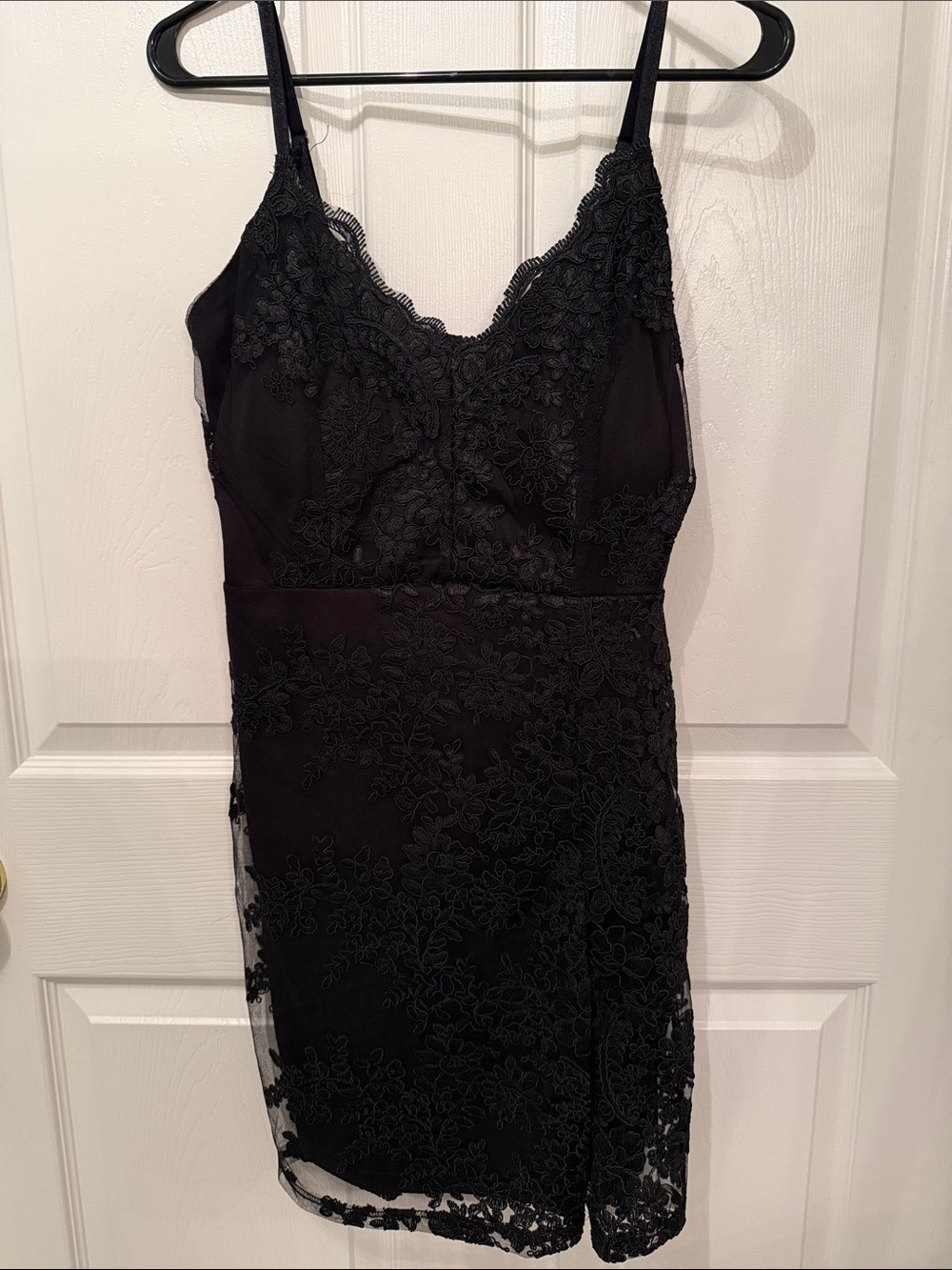 Black Lace Bodycon Dress